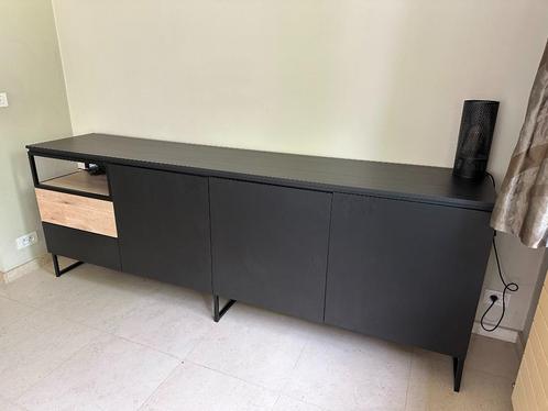 Dressoir – ruim & elegant, Huis en Inrichting, Kasten | Dressoirs, Zo goed als nieuw, 200 cm of meer, 50 tot 75 cm, Met lade(s)