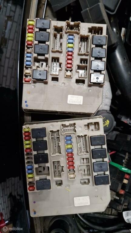 Zekeringskast Renault Modus ('04-'12), Auto-onderdelen, Elektronica en Kabels, Renault, Gebruikt, Ophalen of Verzenden
