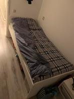 Aangeboden IKEA kinderbed 90x200, Huis en Inrichting, Slaapkamer | Bedden, Zo goed als nieuw, Ophalen