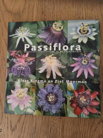K. Kingma - Passiflora, Enlèvement ou Envoi, Comme neuf, K. Kingma; P. Moerman
