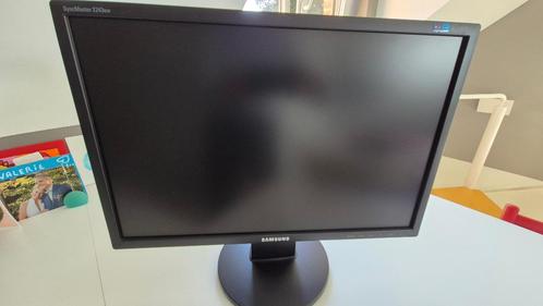 Moniteur Samsung 22' pouces - 55 cm - VGA, Computers en Software, Monitoren, Zo goed als nieuw, 60 Hz of minder, VGA, Kantelbaar