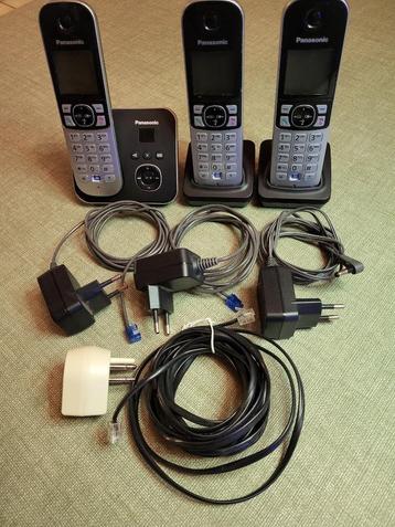 telefoons panasonic KX-TG6823  TRIO, Telecommunicatie, Vaste telefoons | Handsets en Draadloos, Ophalen of Verzenden, Zo goed als nieuw