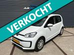 Volkswagen Up! 1.0 BMT move up! 5 DEURS/ BLUETOOTH/ PARKEER, Voorwielaandrijving, 4 zetels, Gebruikt, Wit