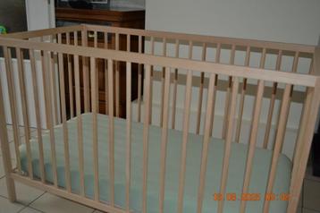 lit pour bébé beschikbaar voor biedingen