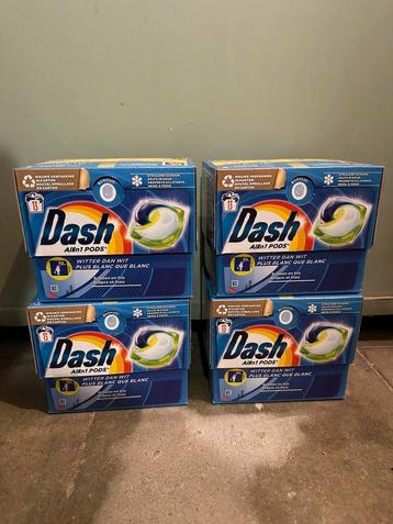 4 x 13 Dash wastabletten beschikbaar voor biedingen