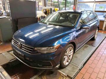 Volkswagen Passat Variant GTE 1.4 TSI PHEV 218PK Automaat 20, Auto's, Automaat, Gebruikt, Bedrijf, Break