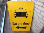 oud emaille bord "Taxen dort" van taxi-standplaats, Enlèvement ou Envoi, Utilisé, Panneau publicitaire