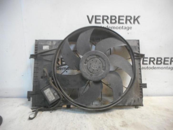 KOELVENTILATOR Mercedes-Benz C (W203) (a2035000193kz), Auto-onderdelen, Airco en Verwarming, Mercedes-Benz, Gebruikt