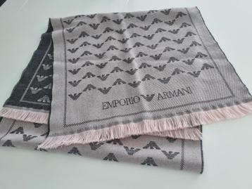 Sjaal Emporio Armani beschikbaar voor biedingen