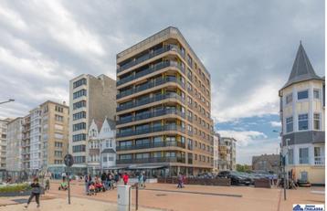 Vakantieverhuur: ruim appartement zeedijk van De Panne