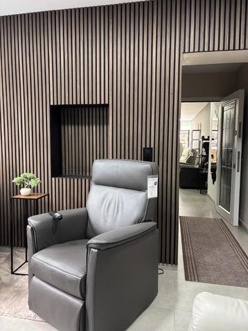 COMFORTABELE RELAXZETEL MET LIFTFUNCTIE NU MET 10% KORTING!! beschikbaar voor biedingen