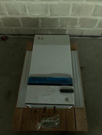 Nieuw in doos Renova Bulex Boiler verwarmingsketel, Bricolage & Construction, Chauffe-eau & Boilers, 20 à 100 litres, Enlèvement