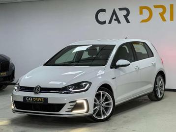 Volkswagen Golf 1.4 TSI GTE DSG/CAMERA/ACC/ECL AMBI/LED/CARP, Auto's, Volkswagen, Automaat, Stof, Gebruikt, 4 cilinders