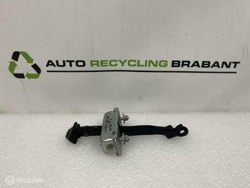 Deurvanger Rechts Achter Land Rover Discovery LR080291 beschikbaar voor biedingen