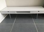Salontafel stevig hout-functioneel-L141xH33xB47cm, Huis en Inrichting, Tafels | Salontafels, Ophalen of Verzenden, Zo goed als nieuw