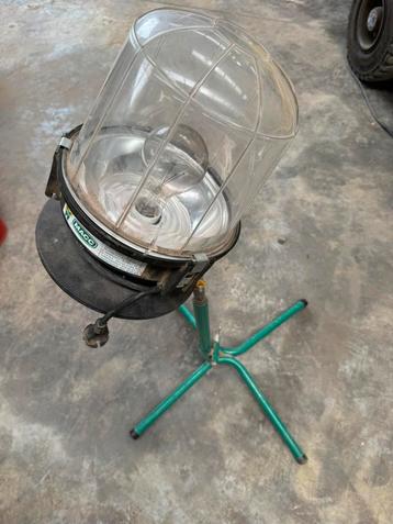 Bouw lamp macc in perfecte staat beschikbaar voor biedingen
