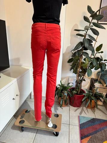 Jean Slim High Five Edc Esprit rouge (34/36), Enlèvement ou Envoi, Autres couleurs, EDC by Esprit, Comme neuf