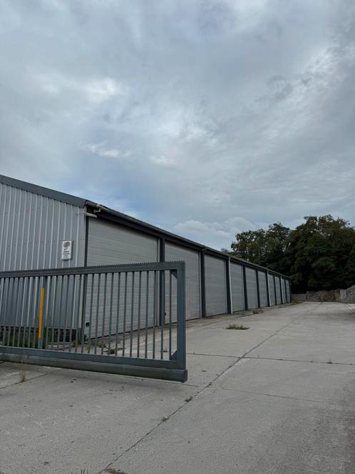 Opslagplaats Kuurne, winterstalling camper, caravan, boot, Immo, Garages en Parkeerplaatsen