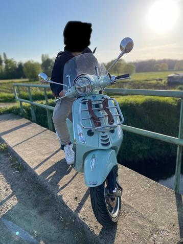 Vespa picknick 2022 beschikbaar voor biedingen