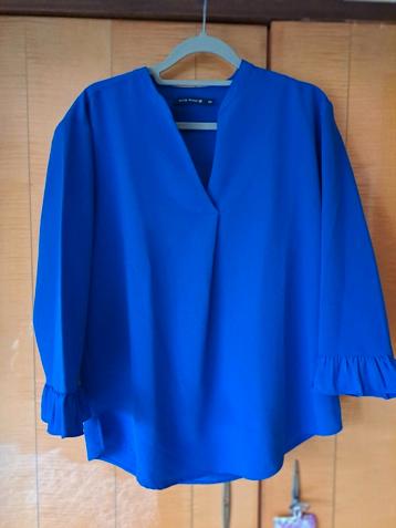 River Woods bloes m 38-40 beschikbaar voor biedingen