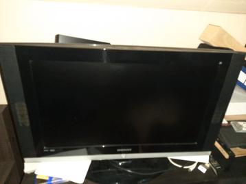 Samsung hd tv 81cm beschikbaar voor biedingen