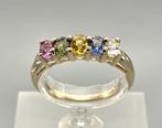 Gouden Vintage design ring met edelstenen saffier. 2025/706, Handtassen en Accessoires, Ringen, 18 tot 19, Verzenden, Zo goed als nieuw