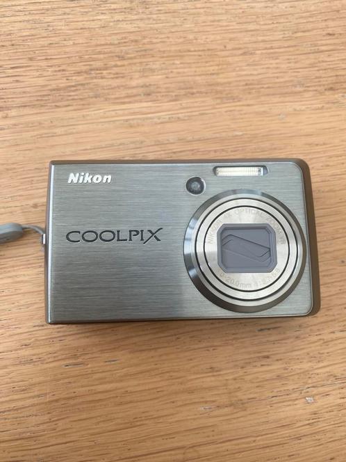 Nikon Coolplix S600 - silver, Audio, Tv en Foto, Fotocamera's Digitaal, Zo goed als nieuw, Nikon, Ophalen