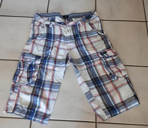 Chief - Bermuda - ruit blauw/wit-rood-maat XL - € 1.00, Kleding | Heren, Broeken en Pantalons, Gedragen, Maat 56/58 (XL), Blauw