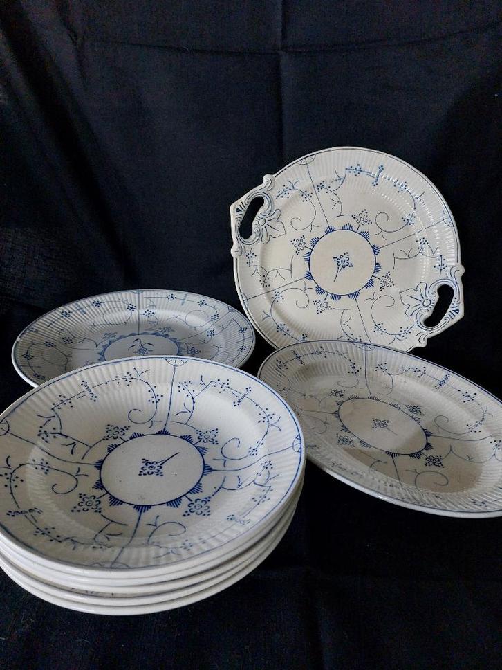 OUD SERVIES VAN BOCH COPENHAGEN, Antiek en Kunst, Antiek | Servies compleet, Ophalen of Verzenden