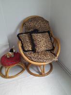 Rotan draaibare zetel met poef 3 sets, Huis en Inrichting, Ophalen, Gebruikt, Riet of Rotan, 75 tot 100 cm