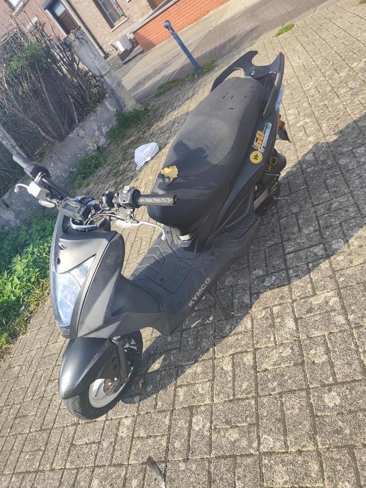 Kymco agility 2T naked Renouveau, Fietsen en Brommers, Brommers | Overige merken, Gebruikt, Klasse A (25 km/u), Ophalen