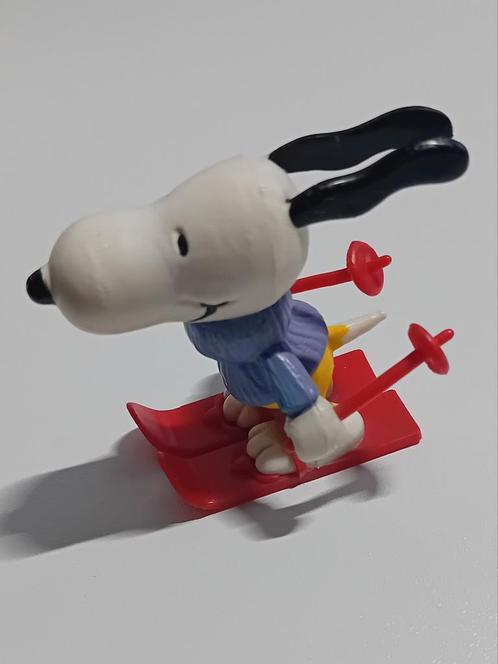 Snoopy Peanuts on skies United Features 1958 '66, Verzamelen, Poppetjes en Figuurtjes, Zo goed als nieuw, Ophalen of Verzenden