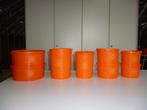 Tupperware dozen, Enlèvement, Orange