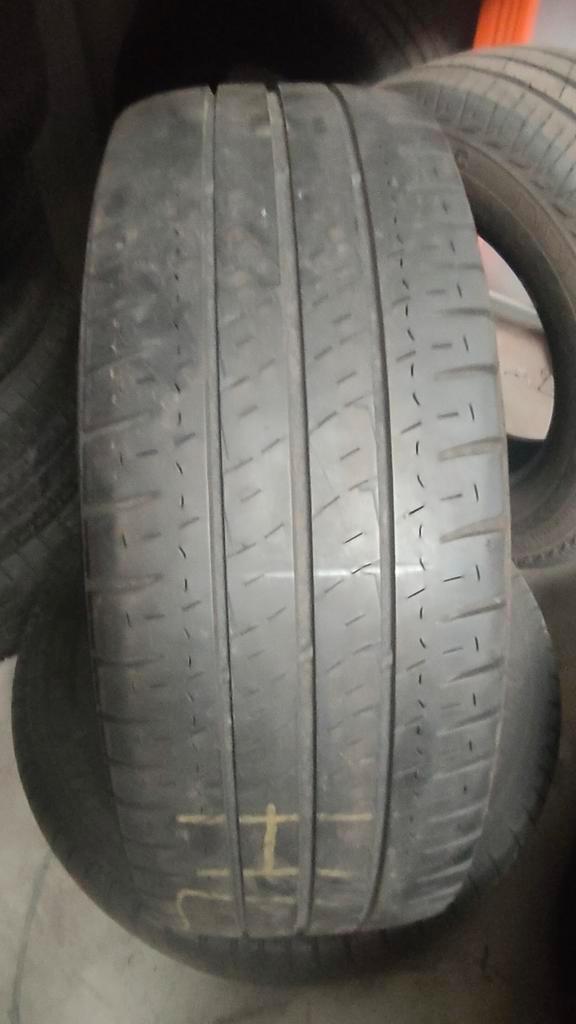 235/65r16c Michelin 5mm 40€ per stuk met plaatsen 23565r16c, Auto-onderdelen, Besturing, Ophalen of Verzenden