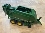 bruder 2017 - Bruder 02017 John Deere 690 balenpers, Kinderen en Baby's, Ophalen of Verzenden, Zo goed als nieuw