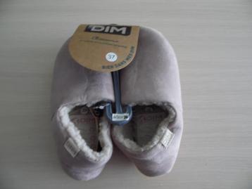 DIM NINE SLIPPERS beschikbaar voor biedingen