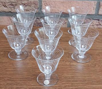 10 gestreepte kristallen glazen - BLS - 7 x 8 cm - € 40 beschikbaar voor biedingen