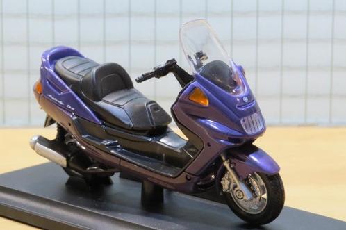 Yamaha YP250 DX Majesty scooter 1:18, Hobby & Loisirs créatifs, Voitures miniatures | 1:18, Neuf, Moteur, Welly, Enlèvement ou Envoi