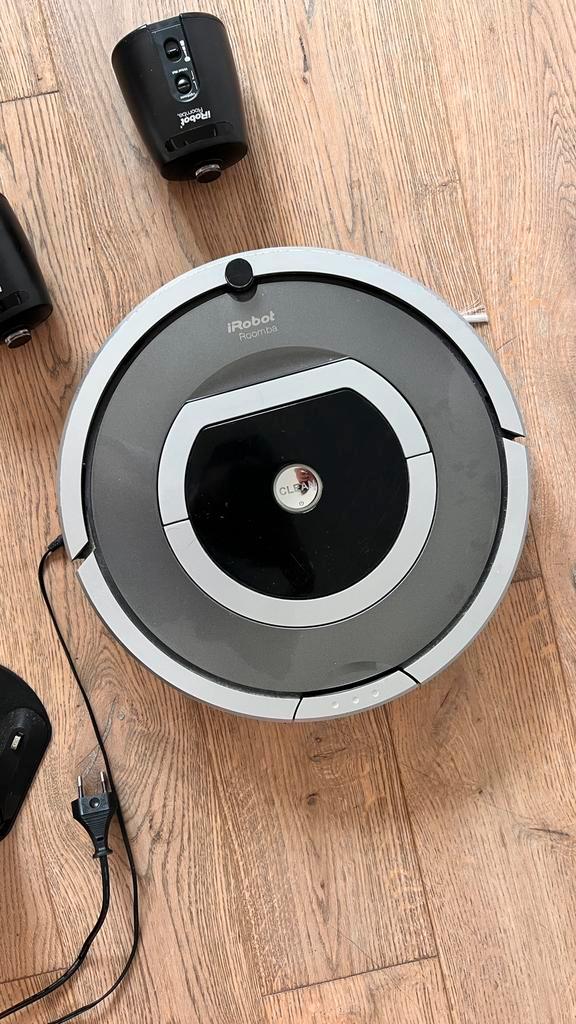 iRobot Roomba série 700 – Très bon état, Electroménager, Aspirateurs, Comme neuf, Aspirateur, Moins de 1 200 watts, Réservoir