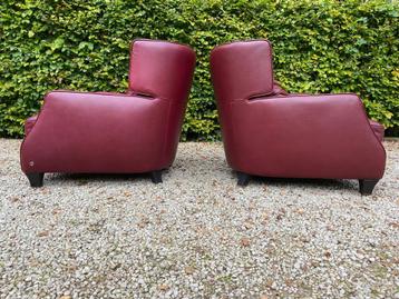 2 Natuzzi Zetels Amadeus Cocoon Fauteuils in Zadelleer. beschikbaar voor biedingen