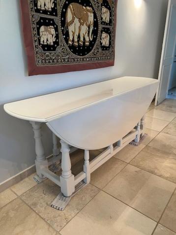 wit gelakte ovale tafel, inklapbaar, tot 8 personen, 200x150 beschikbaar voor biedingen