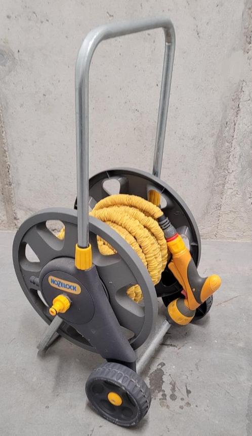 Dévidoir-chariot tuyau rétract. 15-45m et pistolet HOZELOCK, Tuin en Terras, Tuinslangen, Zo goed als nieuw, Tuinslanghaspel, Ophalen