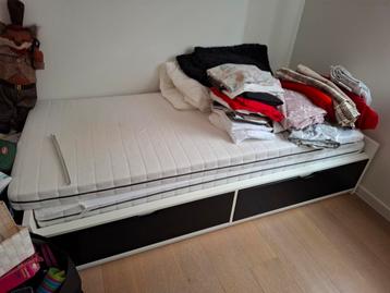 Kinderbed zo goed als nieuw beschikbaar voor biedingen