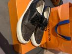 Louis vuitton schoenen 45, Kleding | Heren, Sneakers, Gedragen, Louis vuitton, Bruin