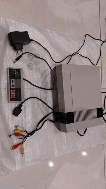 Nintendo Nes in goede staat compleet met controller
