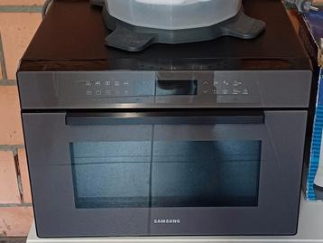 Vrijstaande combi-oven Samsung met crisp/airfryfunctie beschikbaar voor biedingen