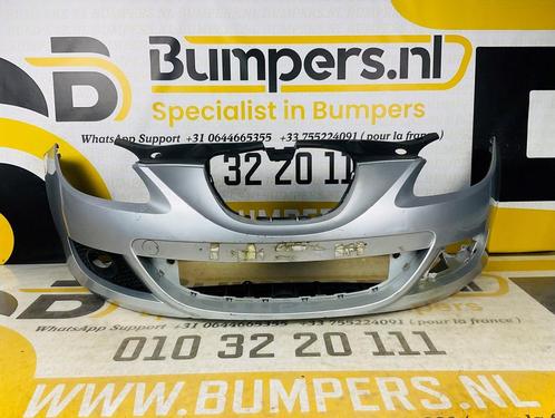 BUMPER Seat Leon1P 2004-2008 VOORBUMPER 2-C4-5886z, Auto-onderdelen, Carrosserie, Bumper, Voor, Gebruikt, Ophalen of Verzenden