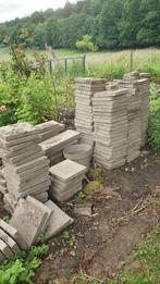 Dalles de beton 30x30x4 + bordures beton, Ophalen, Gebruikt, Plavuizen