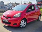 Toyota Aygo 🟢1.0 ESSENCE 68CV - 1ER PROPRIETAIRE, Stof, 103 g/km, Bedrijf, Grijs