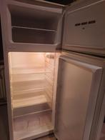 Koelkast met diepvriezer, Elektronische apparatuur, Koelkasten en IJskasten, Ophalen, Zo goed als nieuw
